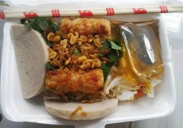 Bánh ướt thịt nướng