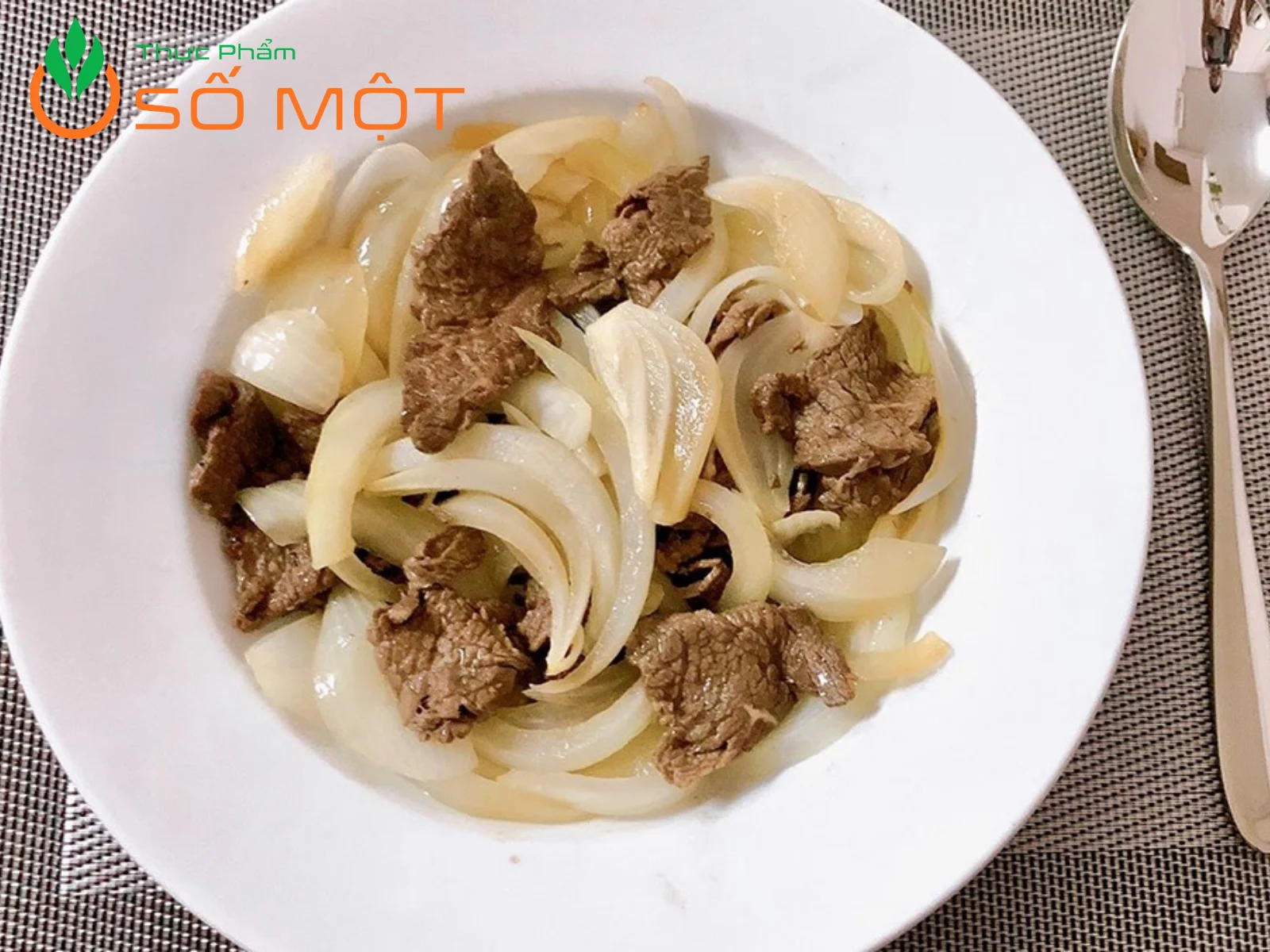 Thịt bò xào hành tây là món ngon quen thuộc với rất nhiều người