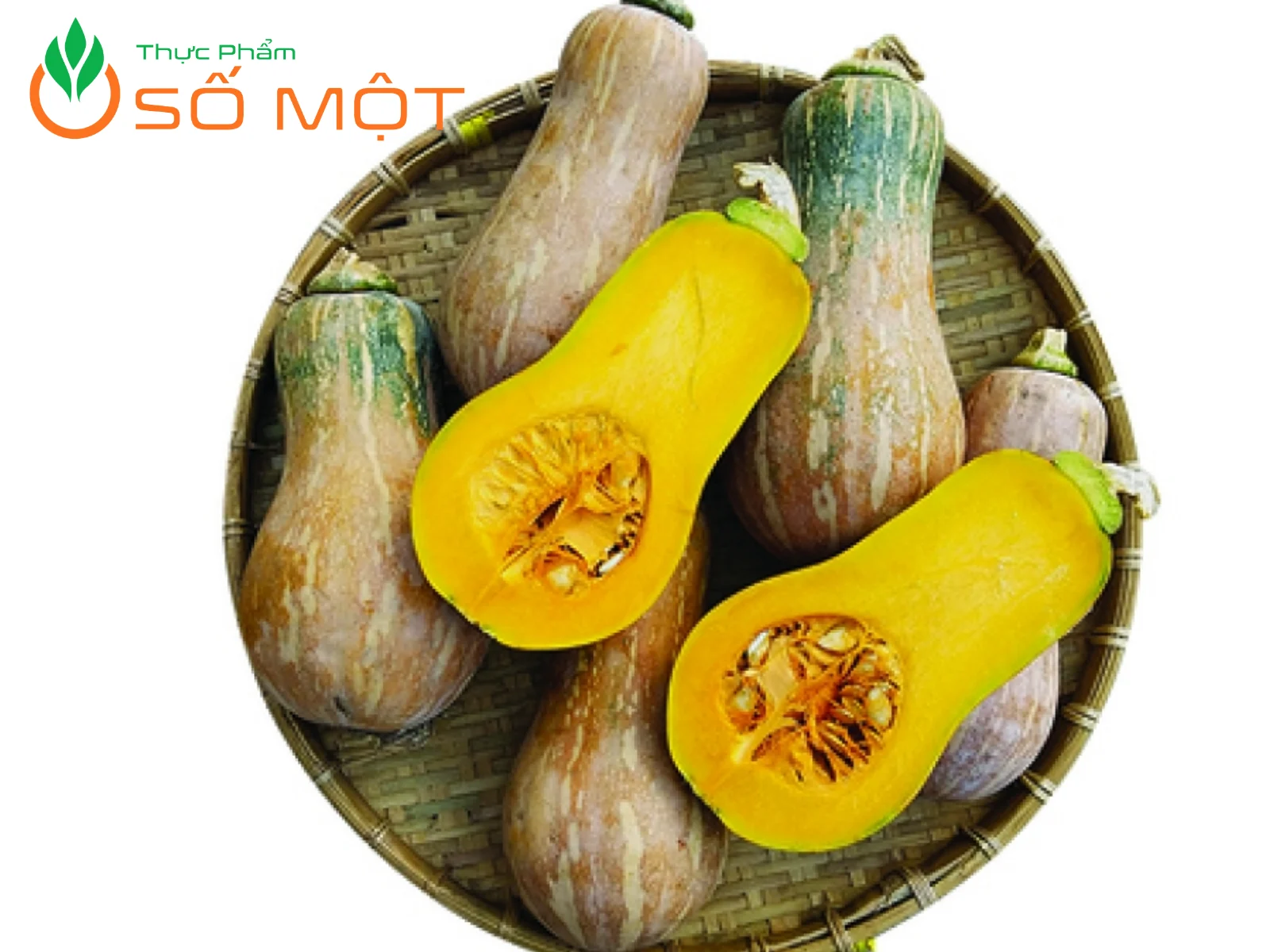 Quan sát kỹ phần vỏ và cuống bí đỏ trước khi chọn mua bí