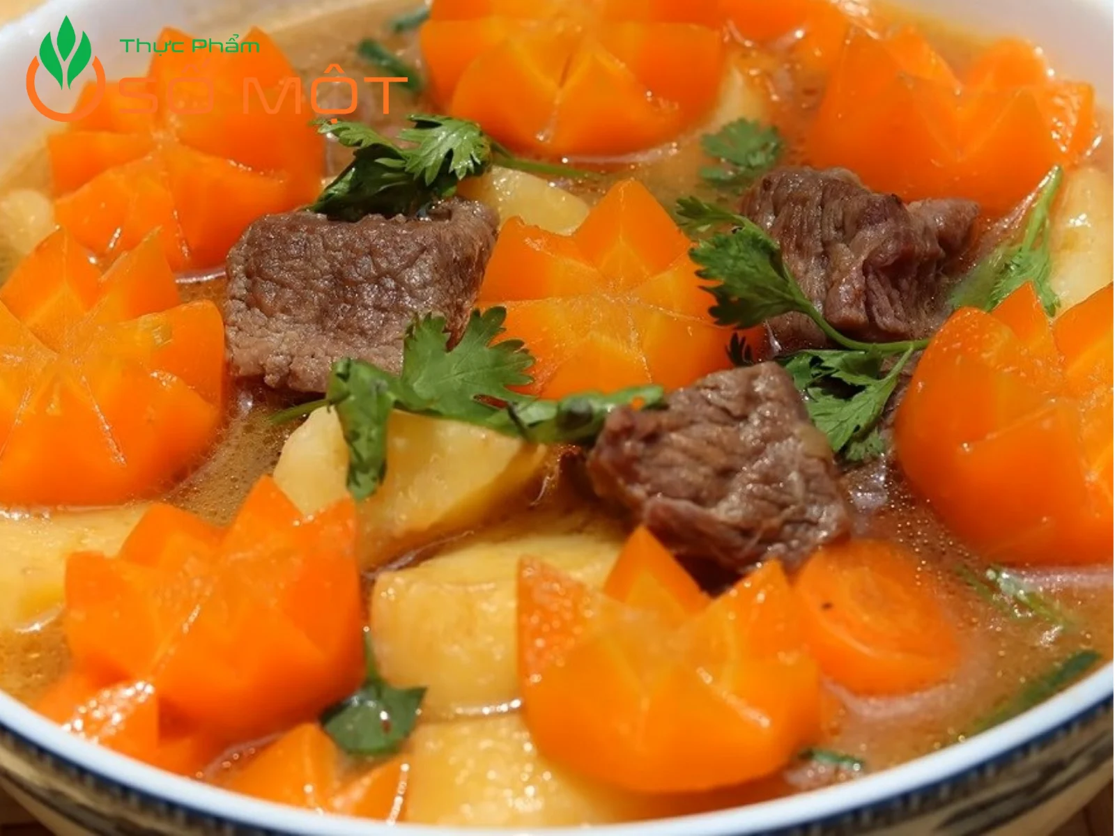 Canh cà rốt hầm là món khoái khẩu của nhiều người